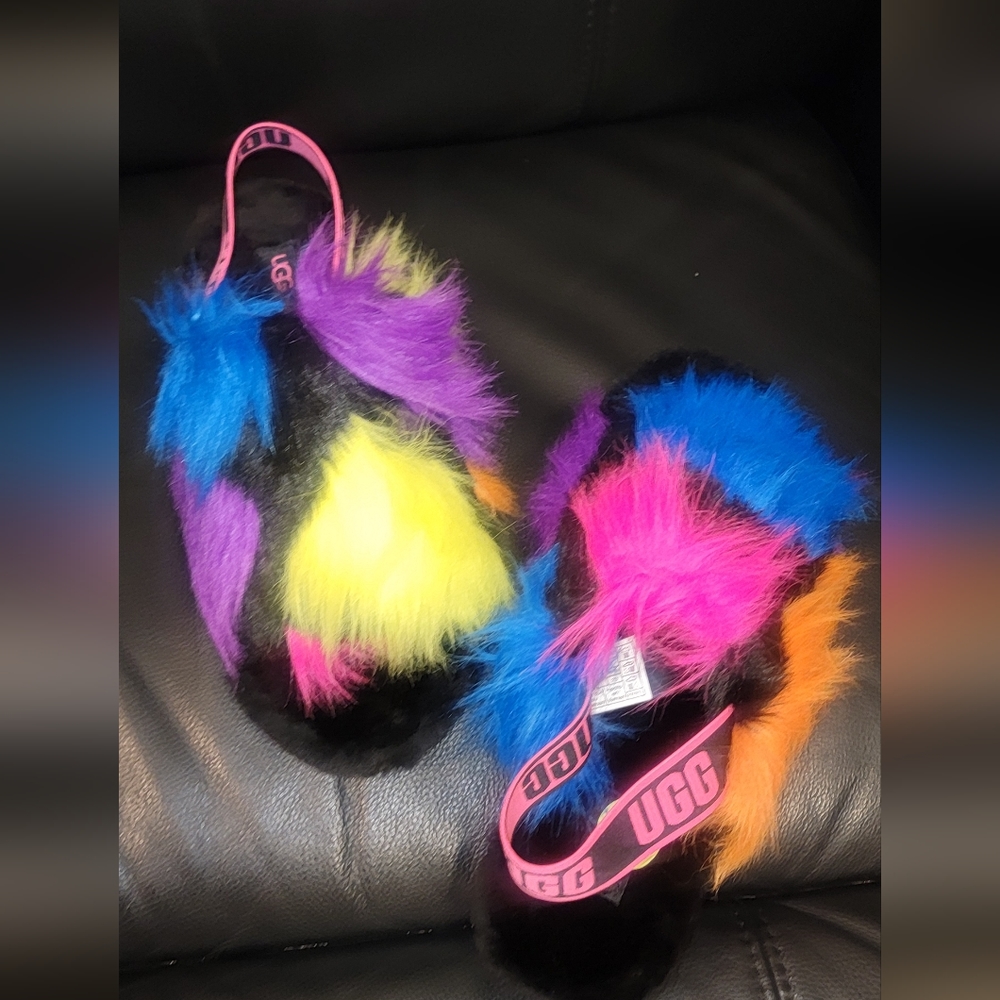Ugg Fluff Yeah Sandals. - image 1